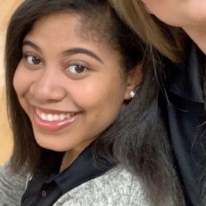 Meet your Posher, Shamiah